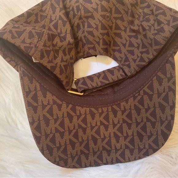 MICHAEL Michael Kors Signature Logo Baseball Hat / Cap - NWT - Picture 7 of 11